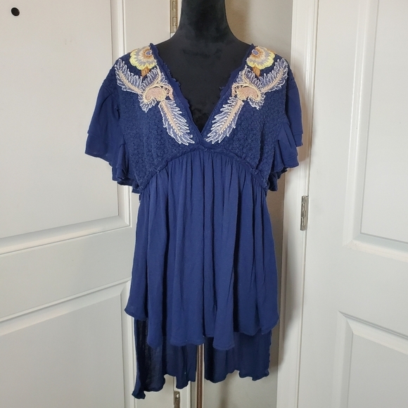 Free People Fiesta Nueva Floral Embroidered Navy Blue Tunic Top Retail $128.00 - Picture 3 of 17